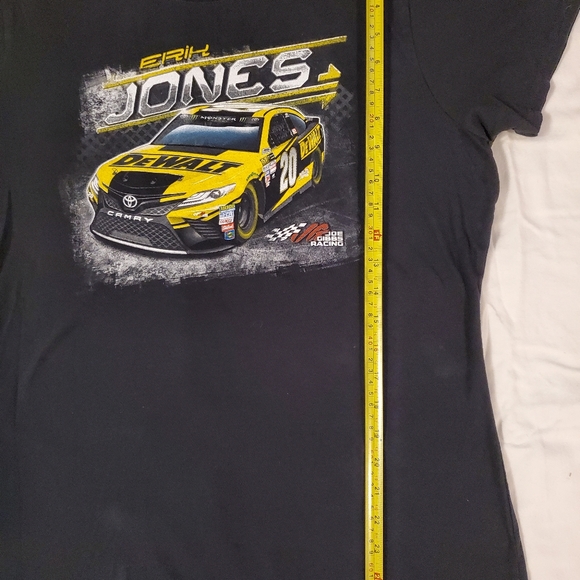 Eric Jones #20 Dewalt car, Joe Gibbs Racing, size L - Picture 4 of 7